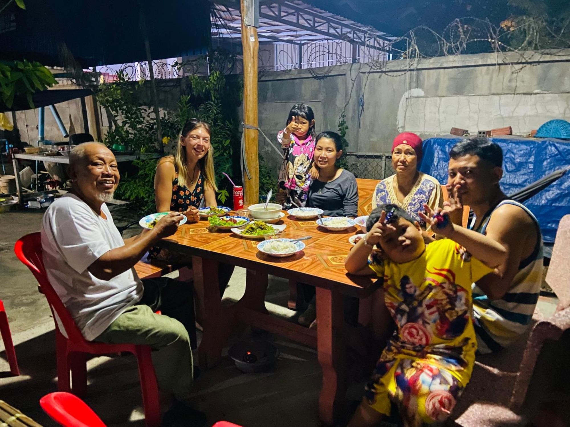 Lazy Mango Home Stay Phum Pouth ma Srei Екстериор снимка